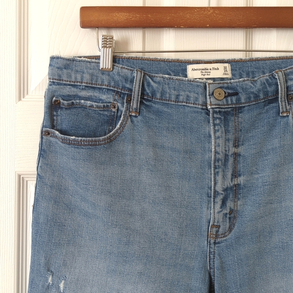 Abercrombie & Fitch Classic Distressed Medium Wash High Rise Skinny Jeans 32 - Picture 11 of 14